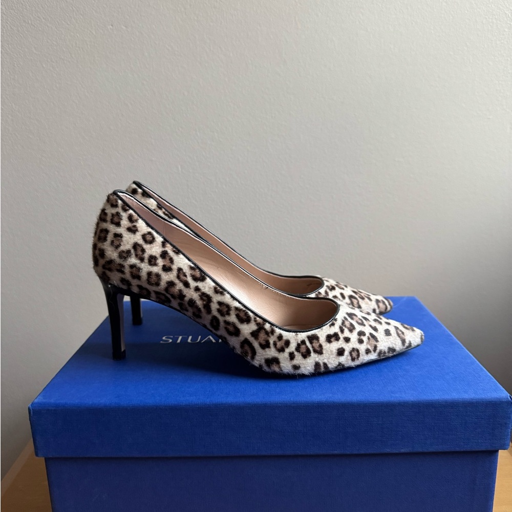 STUART WEITZMAN Black and Brown Heels